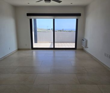 Real Del Mar Tri-level - Photo 1
