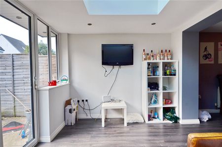 Barnwood, Cheswick Village - Photo 2