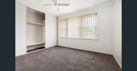 AFFORDABLE & CONVENIENTLY LOCATED - Photo 3