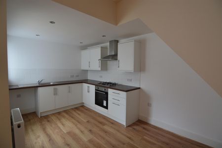 144 Cranborne Road - Photo 2