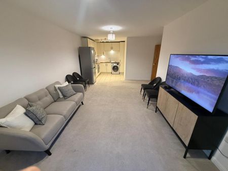 2 bedroom apartment to rent - Photo 3