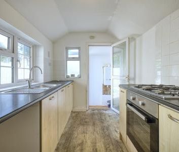 Boundary Road, Ramsgate, CT11 7NG, Kent - Photo 3