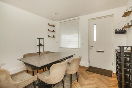 3 bedroom terraced house to rent - Photo 4
