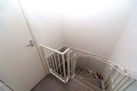 1 bedroom semi-detached house to rent - Photo 5