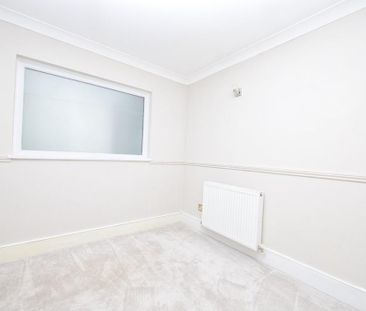 2 bedroom semi-detached house to rent - Photo 2