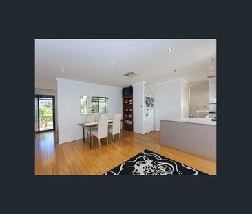 Serene and Beautiful Villa - Photo 2