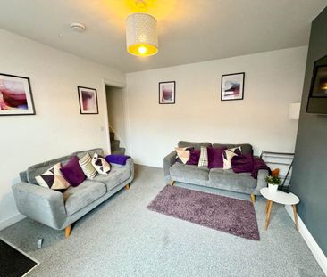 Barras Place (room 4), Armley, Leeds - Photo 4