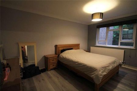 The Highlands, Abbotts Road, Barnet, EN5 - Photo 4