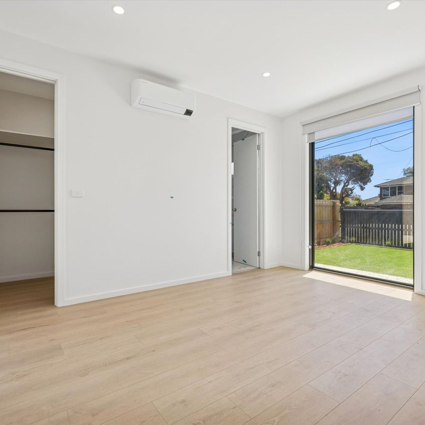 1/52 Lower Dandenong Road, Parkdale VIC 3195 - Townhouse For Rent | Domain - Photo 1
