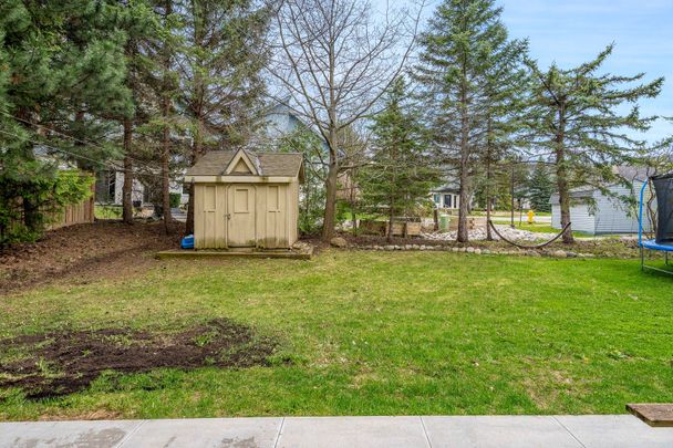 For Lease - 144 Brooker Boulevard, Blue Mountains, Ontario - Photo 1