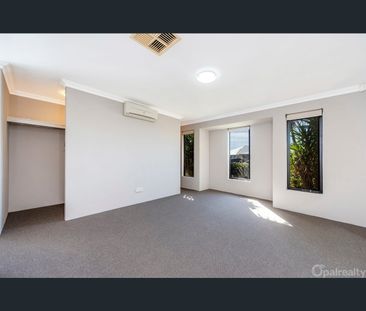 16 Beacon Way, Singleton, WA 6175 - Photo 1