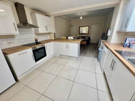 5 bedroom house share to rent - Photo 5