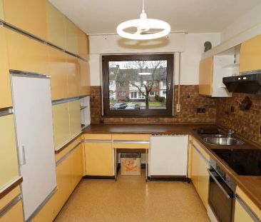 Renovierungsbedürftige 3-Zimmer-Wohnung mit Kamin und Loggia in Lev... - Foto 2