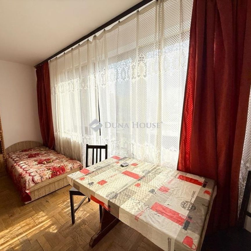 Kiadó átlagos állapotú lakás - Budapest XVIII. kerület - Photo 1