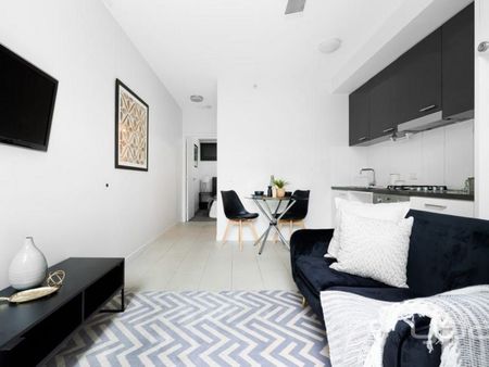 Lifestyle Brilliance in Prime Position! - Photo 3