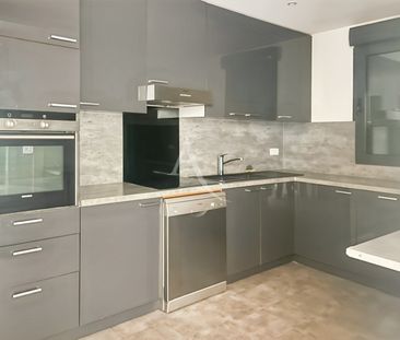 Location Maison 5 pièces 130m² - Photo 3