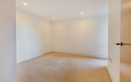 Modern one bedroom apartment on the ground floor - Photo 5