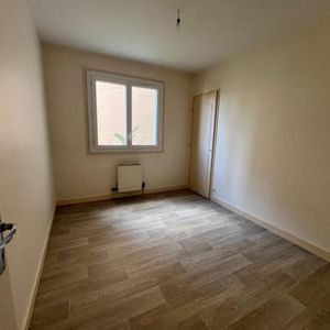 Location Appartement 2 pièces 44m² ROANNE 42300 - Photo 2