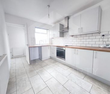 3 bedroom terraced house to rent - Photo 5