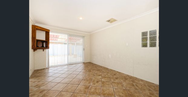 WARNBRO 4 X 2 FAMILY HOME FOR LEASE - Photo 1