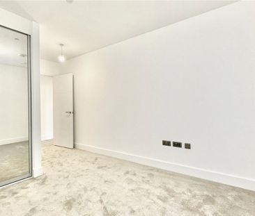 7 Sanday Drive, London, NW9 - Photo 2