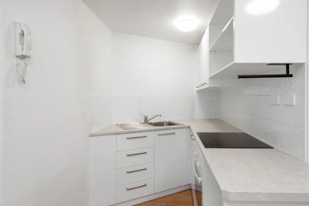 BOUTIQUE LIVING WITH EXPANSIVE BALCONY IN THE HEART OF STONES CORNER - Photo 3