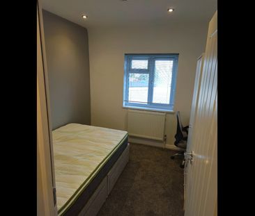Room in a Shared House, Sheriff Avenue, CV4 - Photo 6