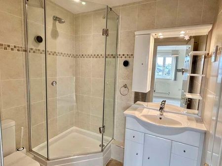 Fleming Way, St Leonards, Exeter, EX2 - Photo 3