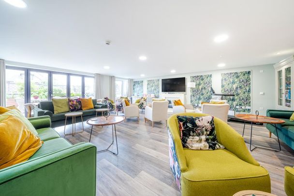 2 bedroom retirement property to rent - Photo 1