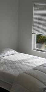 Fully Furnished Studio - Photo 3