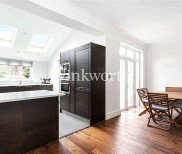Edenbridge Road, Enfield, EN1 - Photo 6