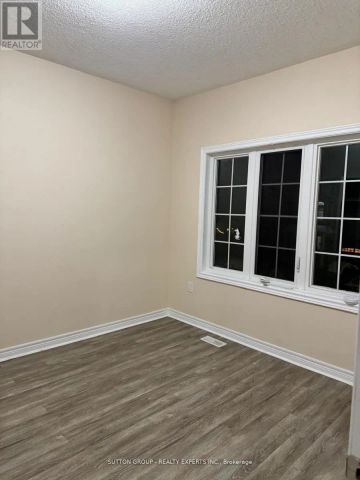 67 VEZNA CRESCENT - Photo 2