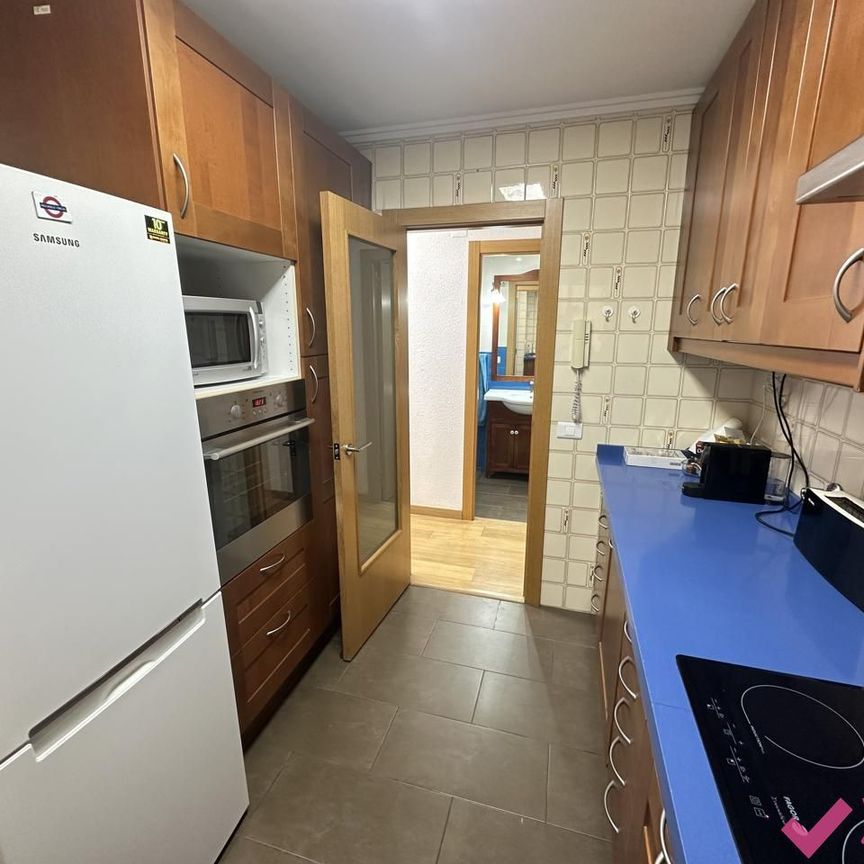 Piso de alquiler en Carrer D'albuixech, L'Amistat - Photo 1