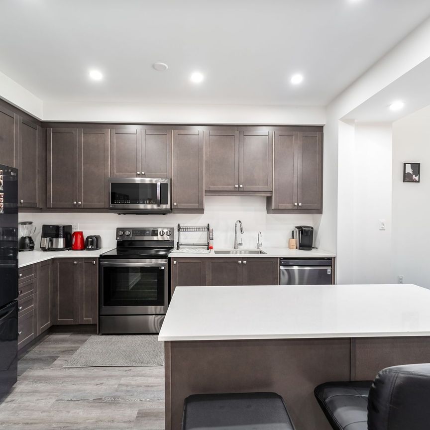 For Lease - 81 Callwood Way, Brantford, Ontario - Photo 1