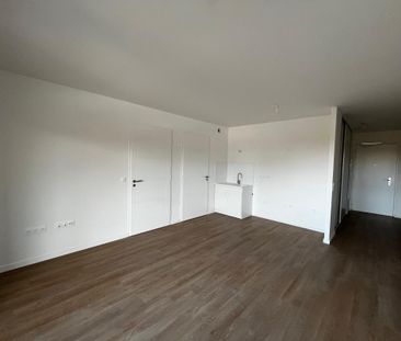 Location Appartement 2 pièces 45m² ST DENIS 93200 - Photo 5