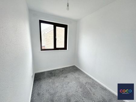 3 bedroom end of terrace house to rent - Photo 5