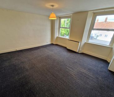 3 bedroom maisonette to rent - Photo 4