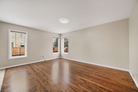 For Lease - 34 McCandless Court, Milton, Ontario - Photo 2