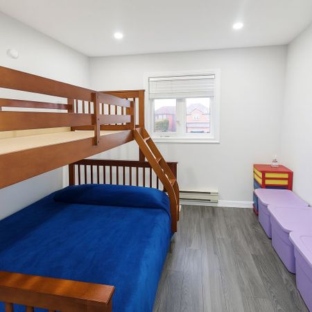 For Lease - 6798 Bansbridge Crescent, Mississauga, Ontario - Photo 3