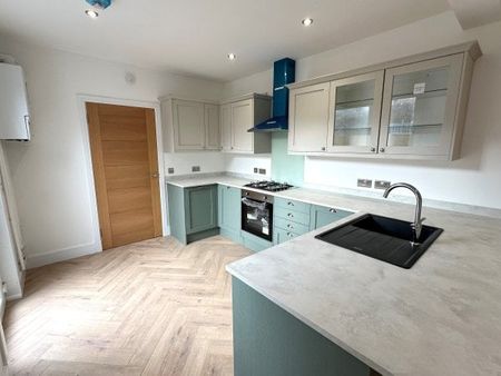 Lorraine, Greenhithe Terrace, Rumford... - Photo 4