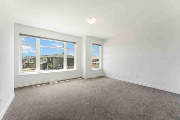 For Lease - 1010 Brian Good Avenue, Blossom Park - Airport and Area, Ontario - Photo 1