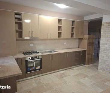 Închiriez apartament 2 camere Rm Vâlcea plus garaj - Fotografie 5