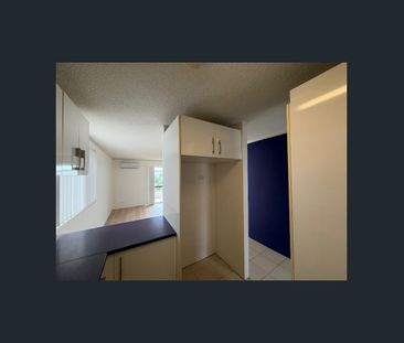 This light & bright two bedroom apartment is perfectly located a ho... - Photo 3