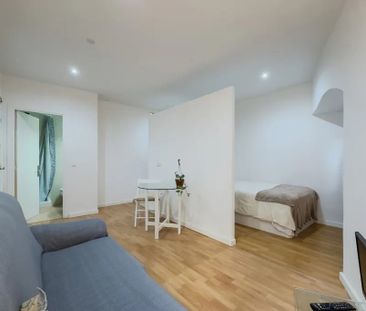 Carrer dels Jocs Florals, Barcelona, Catalonia 08014 - Photo 6