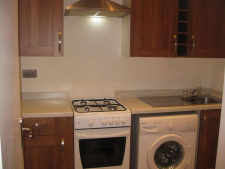 1 bedroom flat to rent - Photo 3