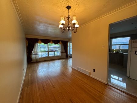 For Lease - 70 Marbury Crescent, Toronto, Ontario - Photo 4