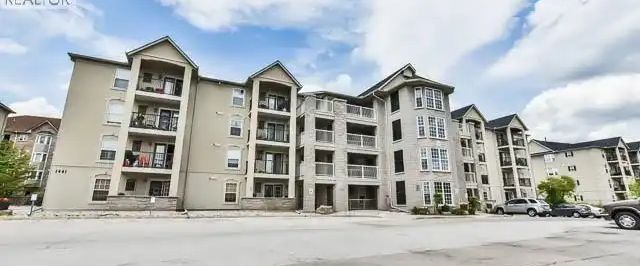 1441 WALKER'S Line Unit# 409 | 1441 WALKER'S Line Unit# 409, Burlington - Photo 1