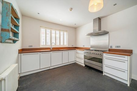Moor Mead Road - Photo 5