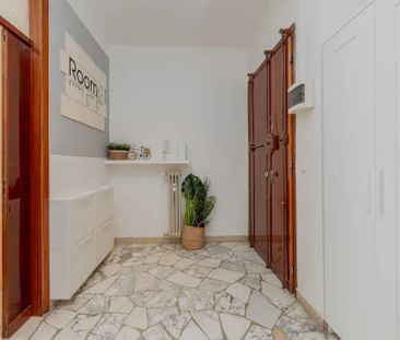 Via Cesare Cremonino, Padova, Veneto 35124 - Photo 2