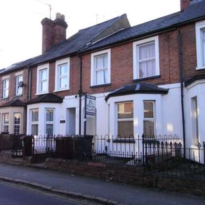 De Beauvoir Road, Reading - Photo 2